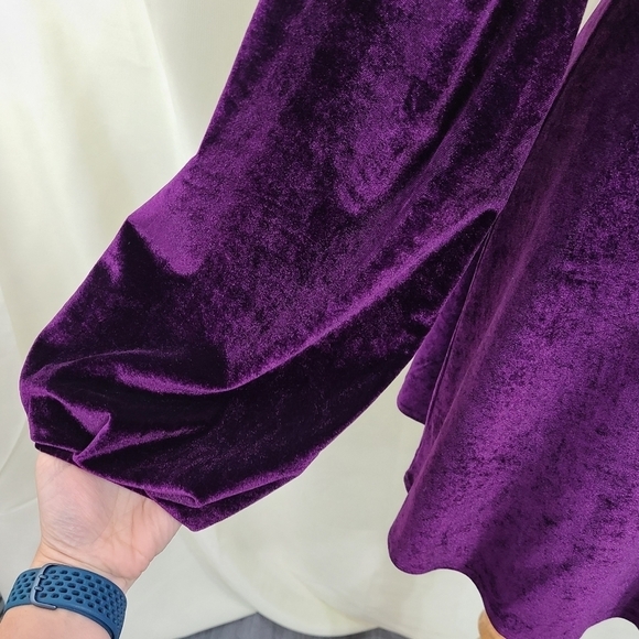 Tularosa Ryland Dress in plum purple velvet size small - Picture 6 of 8
